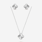 BRINCO E COLAR TREVO VINTAGE EM GUILHOCHÊ