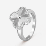 ANEL TREVO VINTAGE EM GUILHOCHÊ